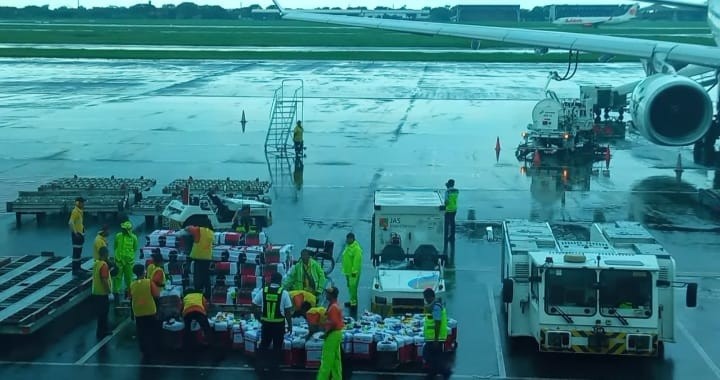 Semeru Naik Level Awas, Bandara Juanda Pastikan Penerbangan Tetap Aman